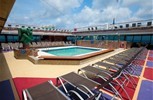 Carnival Conquest. Sky Pool