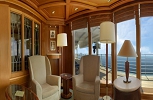 Coral Princess. Churchill Lounge