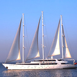 Круизная мега-яхта PANORAMA